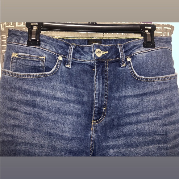 Lee Riders Jeans 💙 - Picture 3 of 14